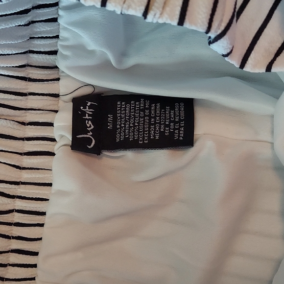 Justify Pants - Picture 2 of 3